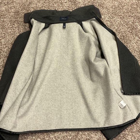 Lands' End Charcoal Cape with Zipper and Hood, Sz XS/S - Picture 6 of 8